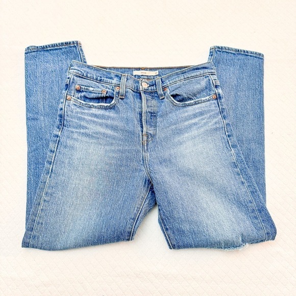 Levi's Wedgie Distressed Denim Cutout Ripped Jeans Size 27 - Picture 4 of 8